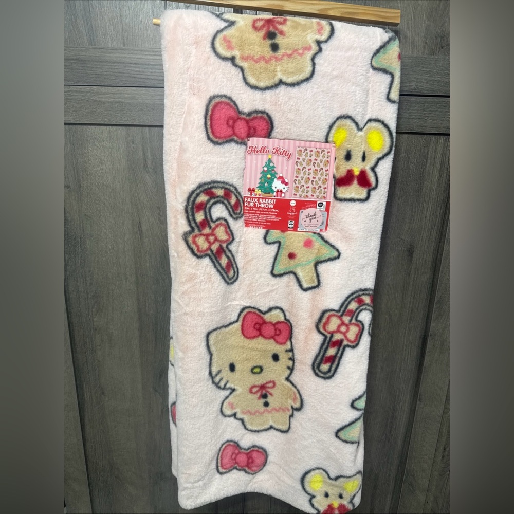 New Hello Kitty Christmas Cookie 50"x70" Faux Rabbit Fur Throw Blanket With Tag